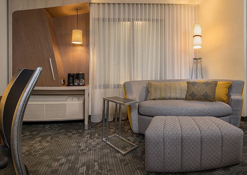 Courtyard By Marriott Starkville Msu At The Mill Conference Center Экстерьер фото