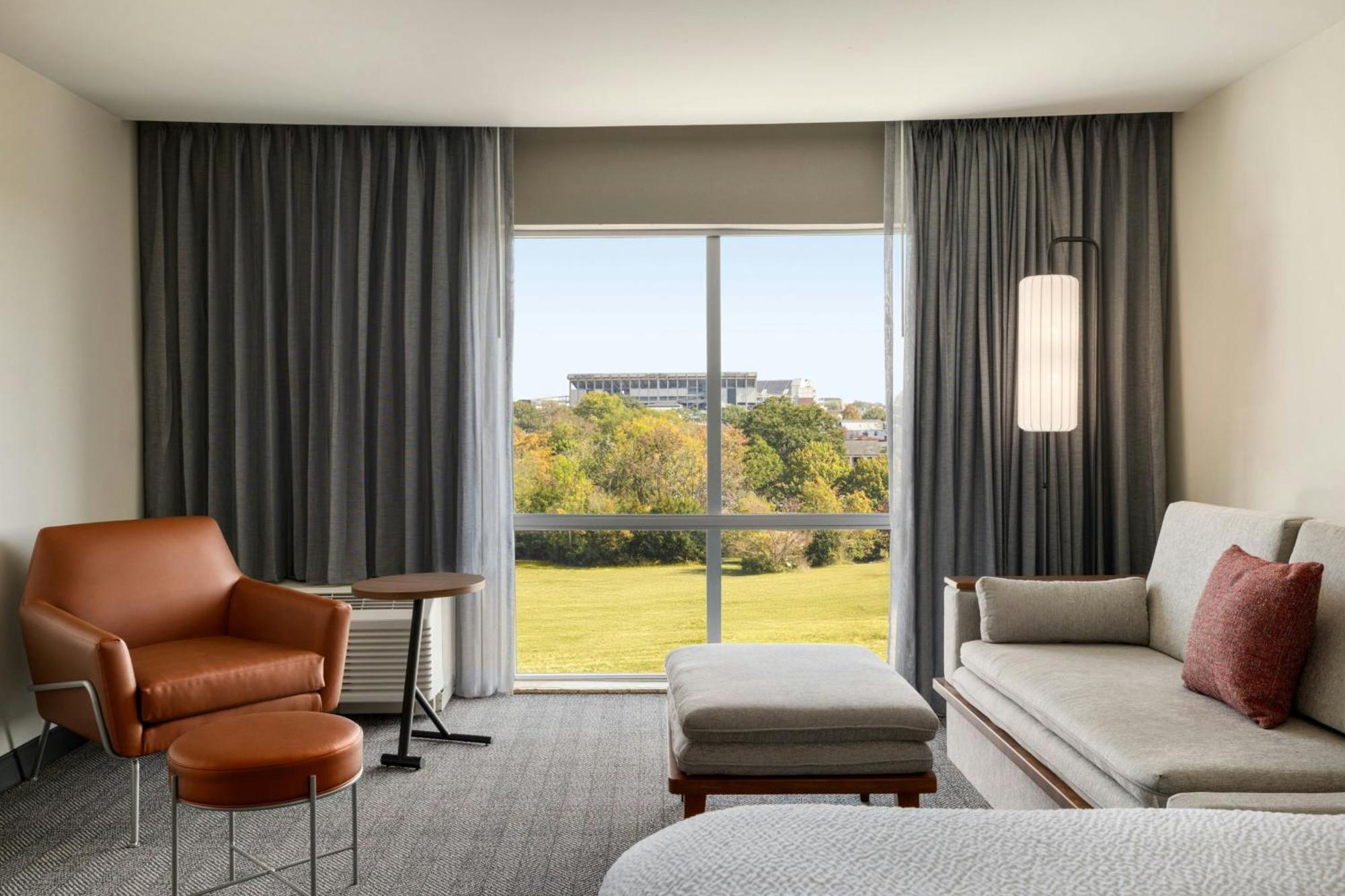Courtyard By Marriott Starkville Msu At The Mill Conference Center Экстерьер фото